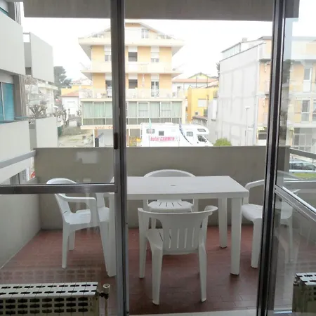 Apartman App Bilocale 90 *